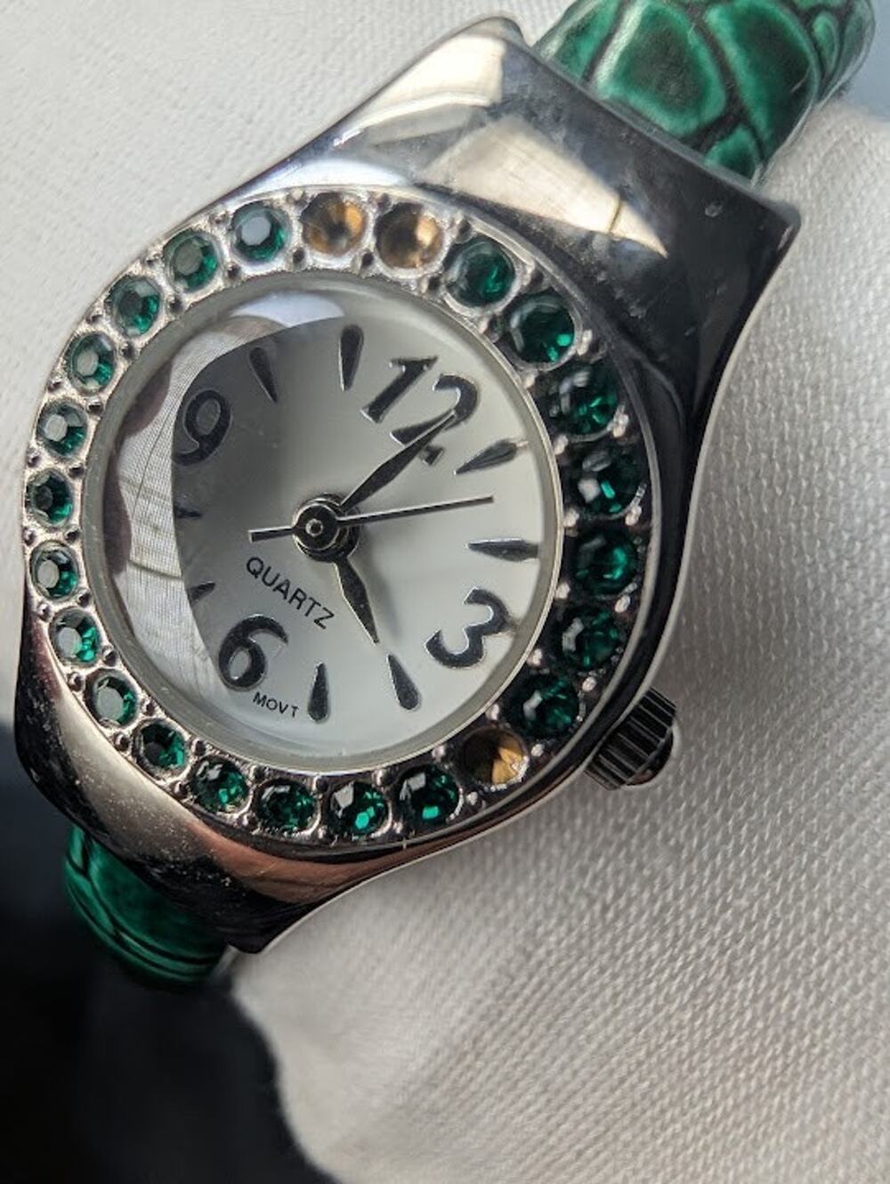 Ladies Watch Green Embossed Vinyl Bangel Quartz Japanese Movement-Keeps Time